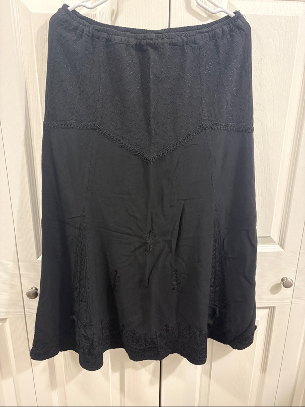 Black Women's A-Line Lace Trim Skirt